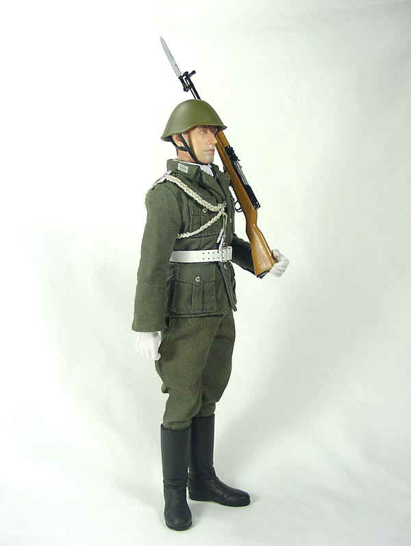 NVA_A_004.jpg (50036 Byte)