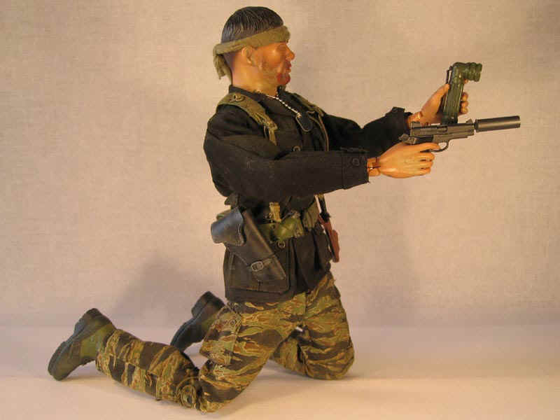 viet001.jpg (68921 Byte)
