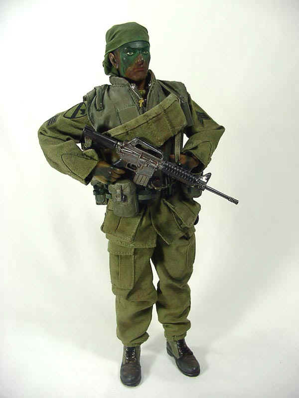 viet004.jpg (66379 Byte)